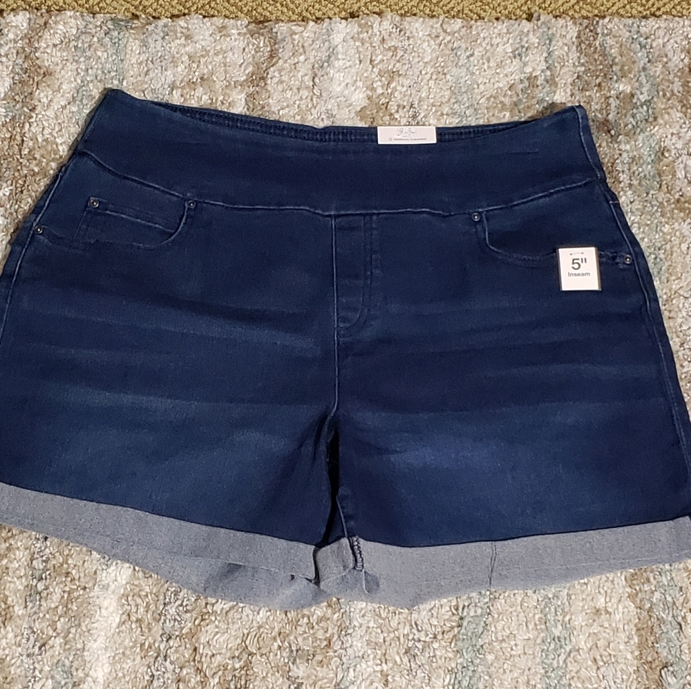 *BOGO* Time & Tru Shorts